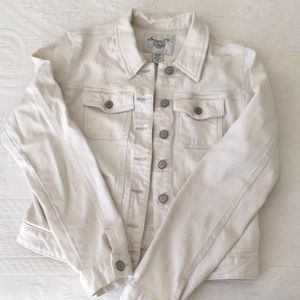 Adorable Jean Jacket size medium